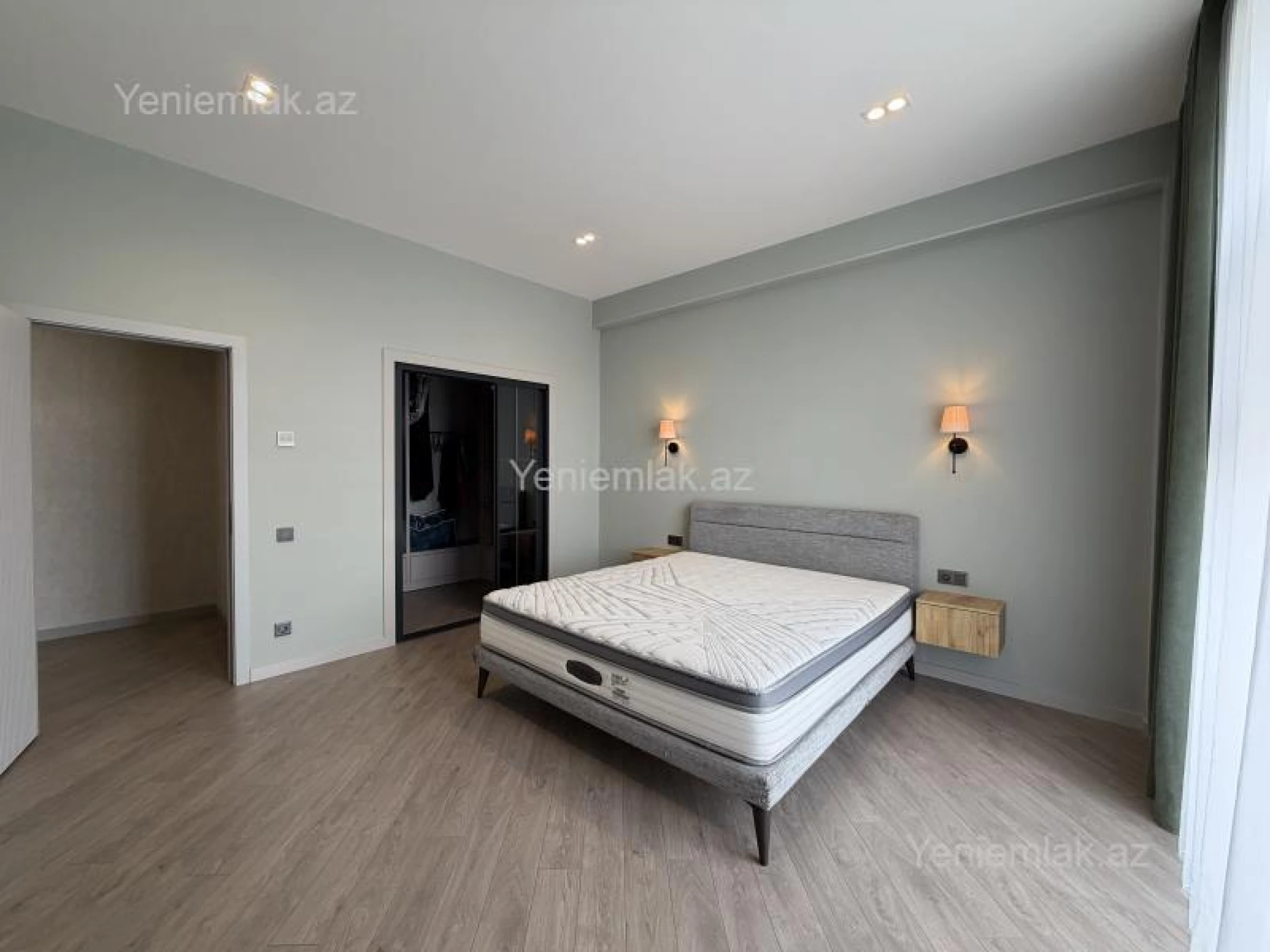 Satılır 4 otaqlı yeni tikili 135 m²