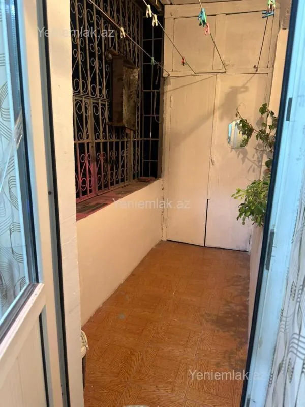 Satılır 3 otaqlı köhnə tikili 65 m²