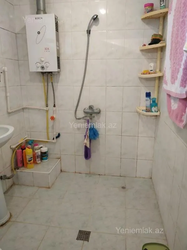 Satılır 2 otaqlı köhnə tikili 35 m²