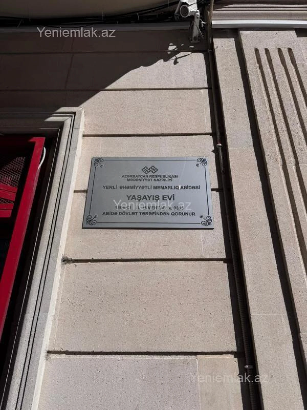 Satılır 2 otaqlı köhnə tikili 65 m²