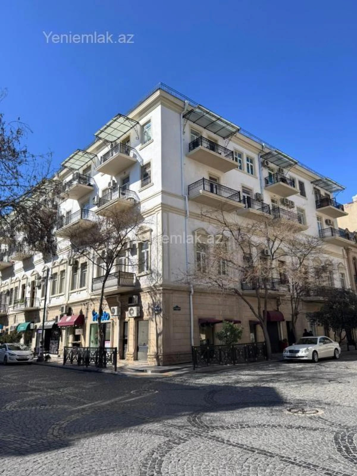 Satılır 2 otaqlı köhnə tikili 65 m²