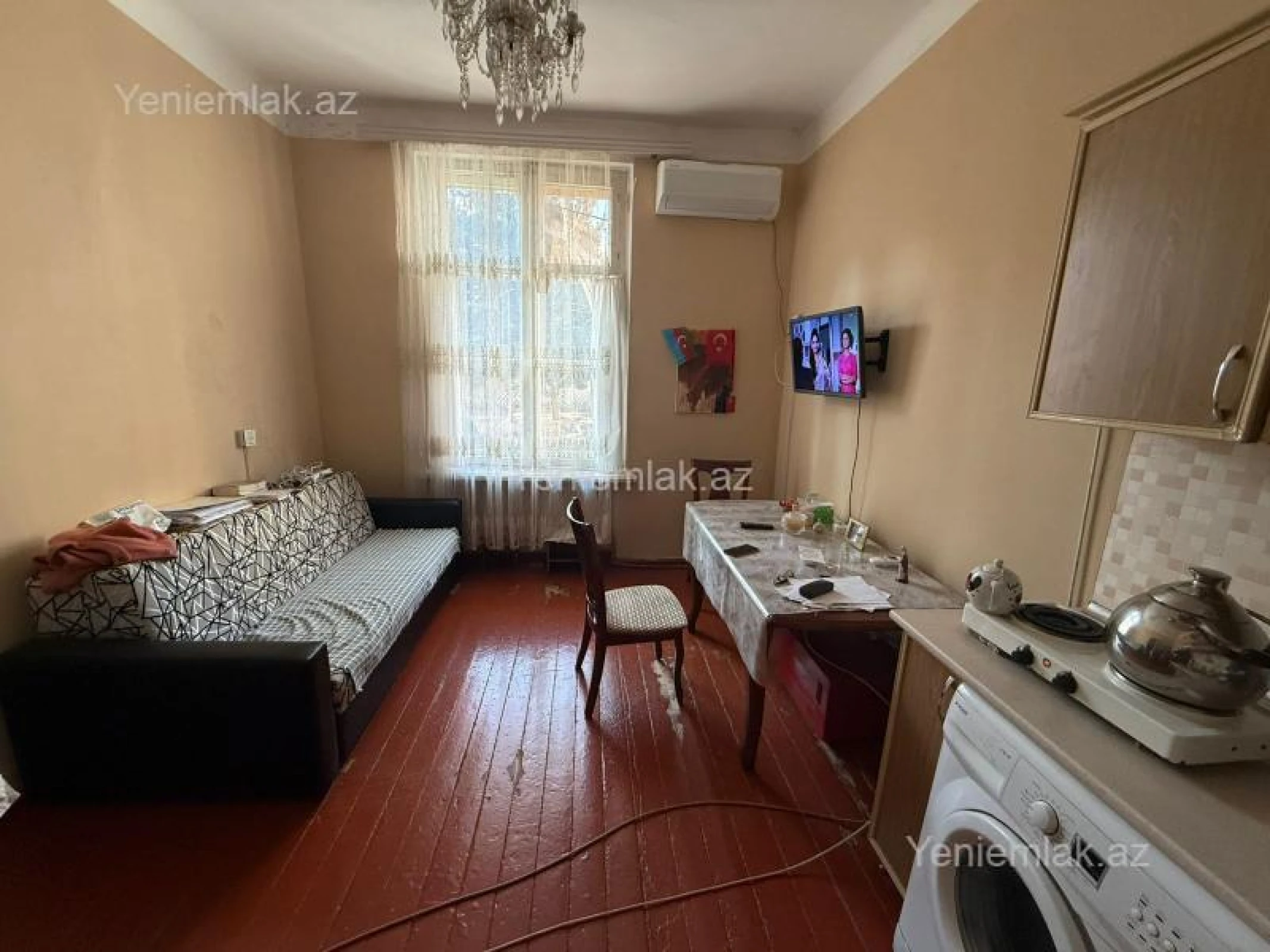 Satılır 1 otaqlı köhnə tikili 28 m²