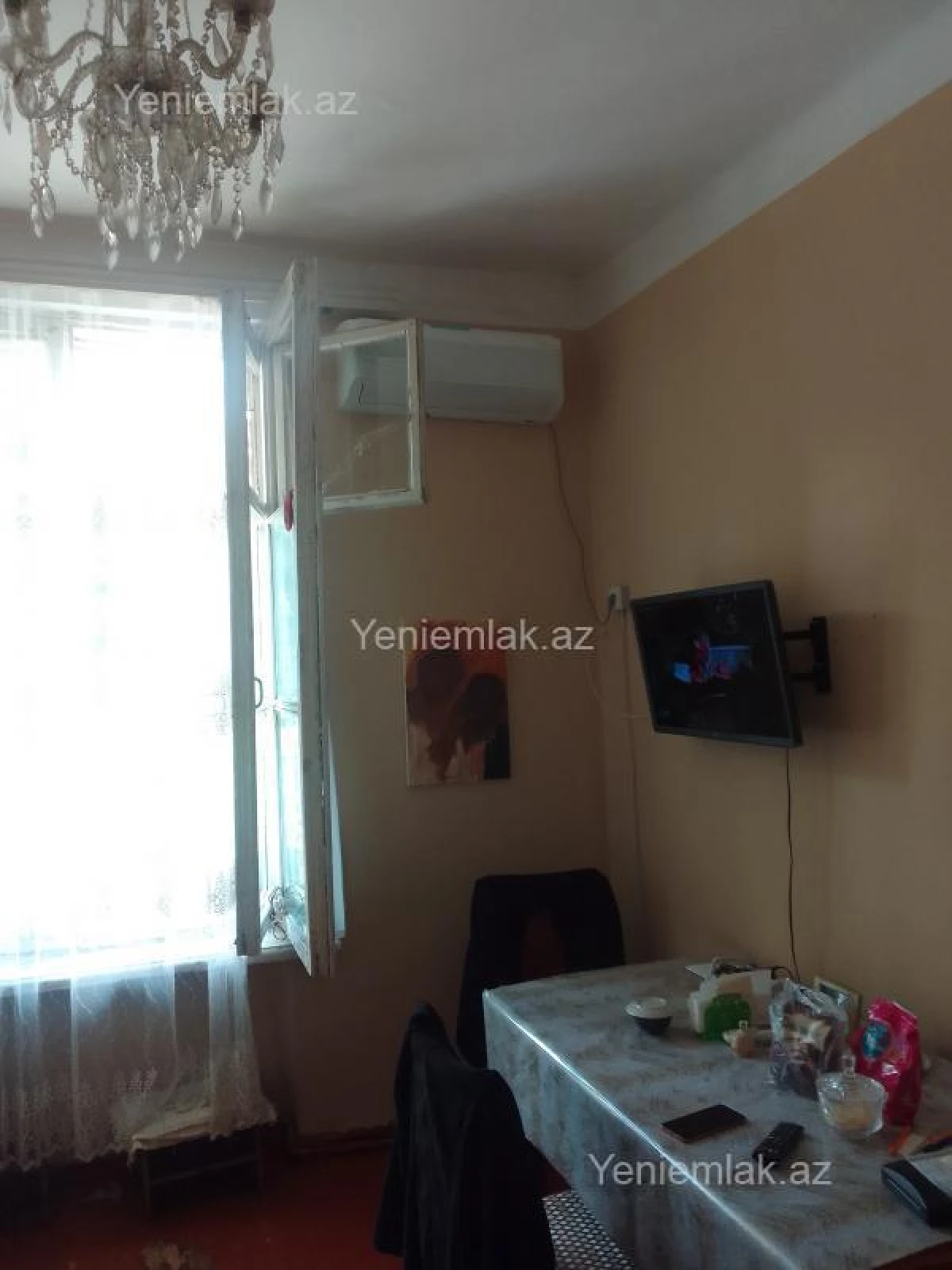 Satılır 1 otaqlı köhnə tikili 28 m²