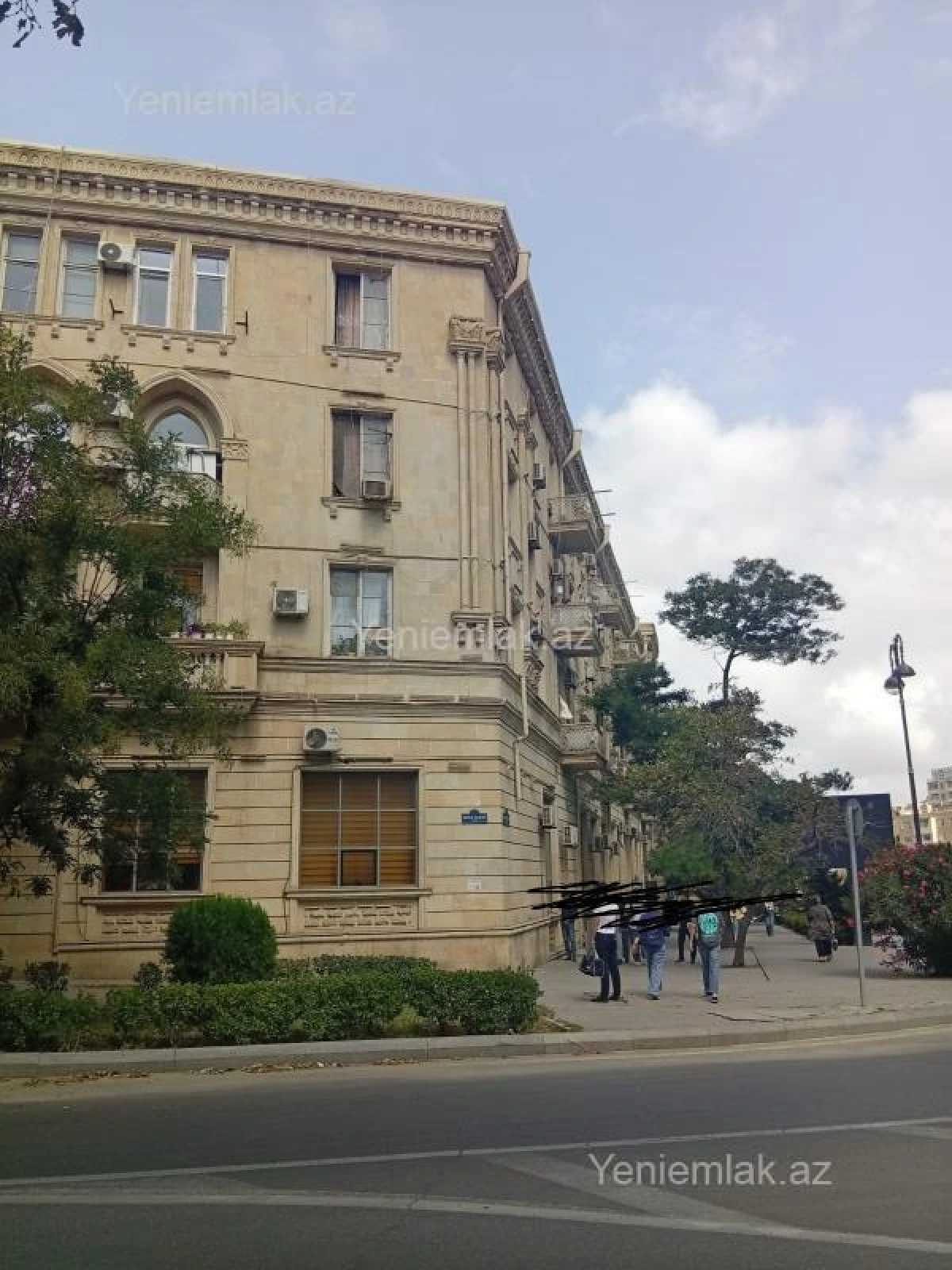 Satılır 1 otaqlı köhnə tikili 28 m²