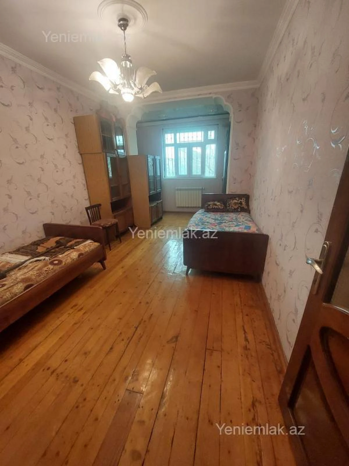 Satılır 4 otaqlı köhnə tikili 92 m²