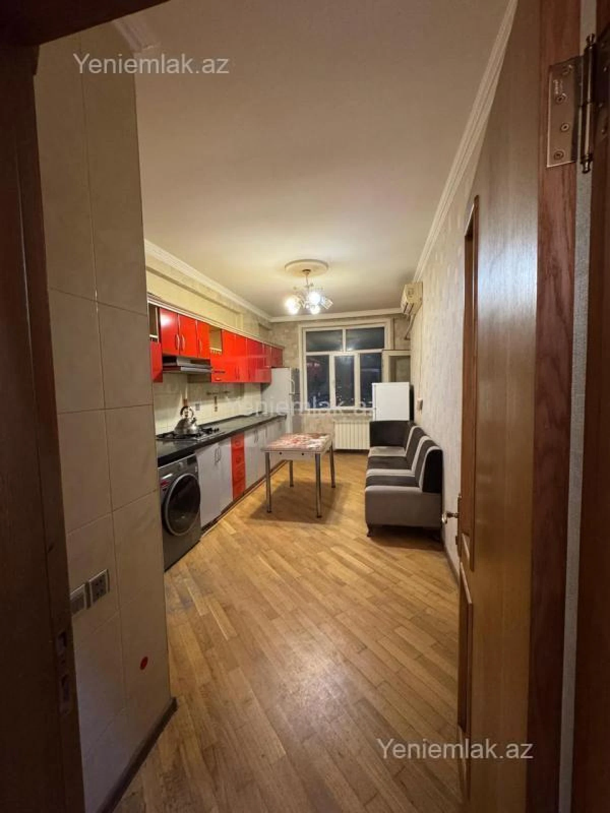 Satılır 3 otaqlı yeni tikili 125 m²