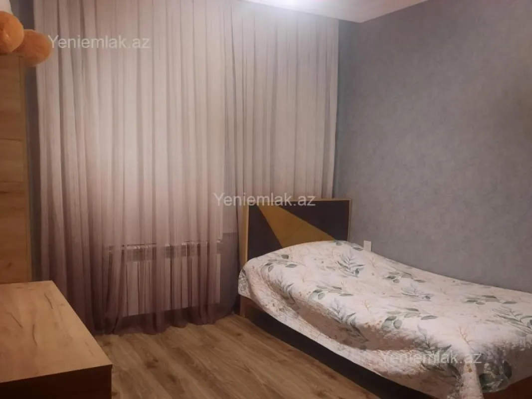Satılır 4 otaqlı həyət evi 120 m²