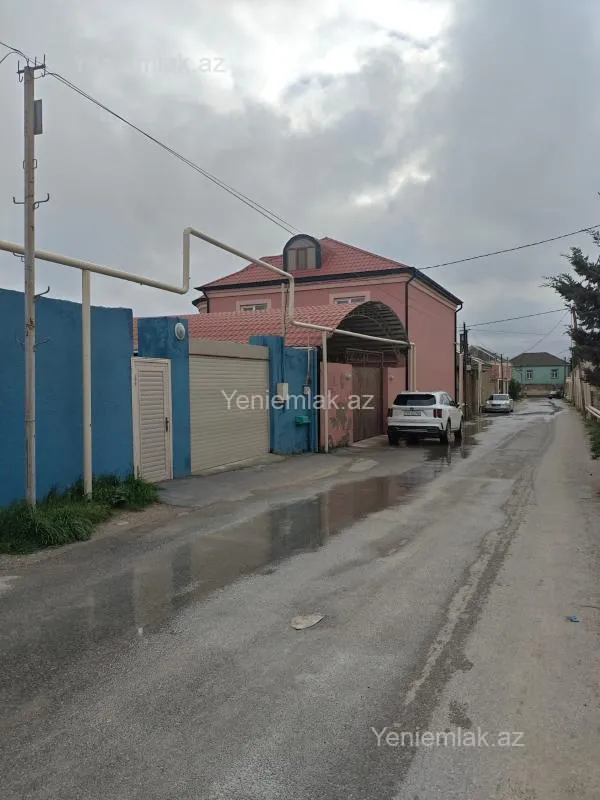 Satılır 4 otaqlı həyət evi 120 m²