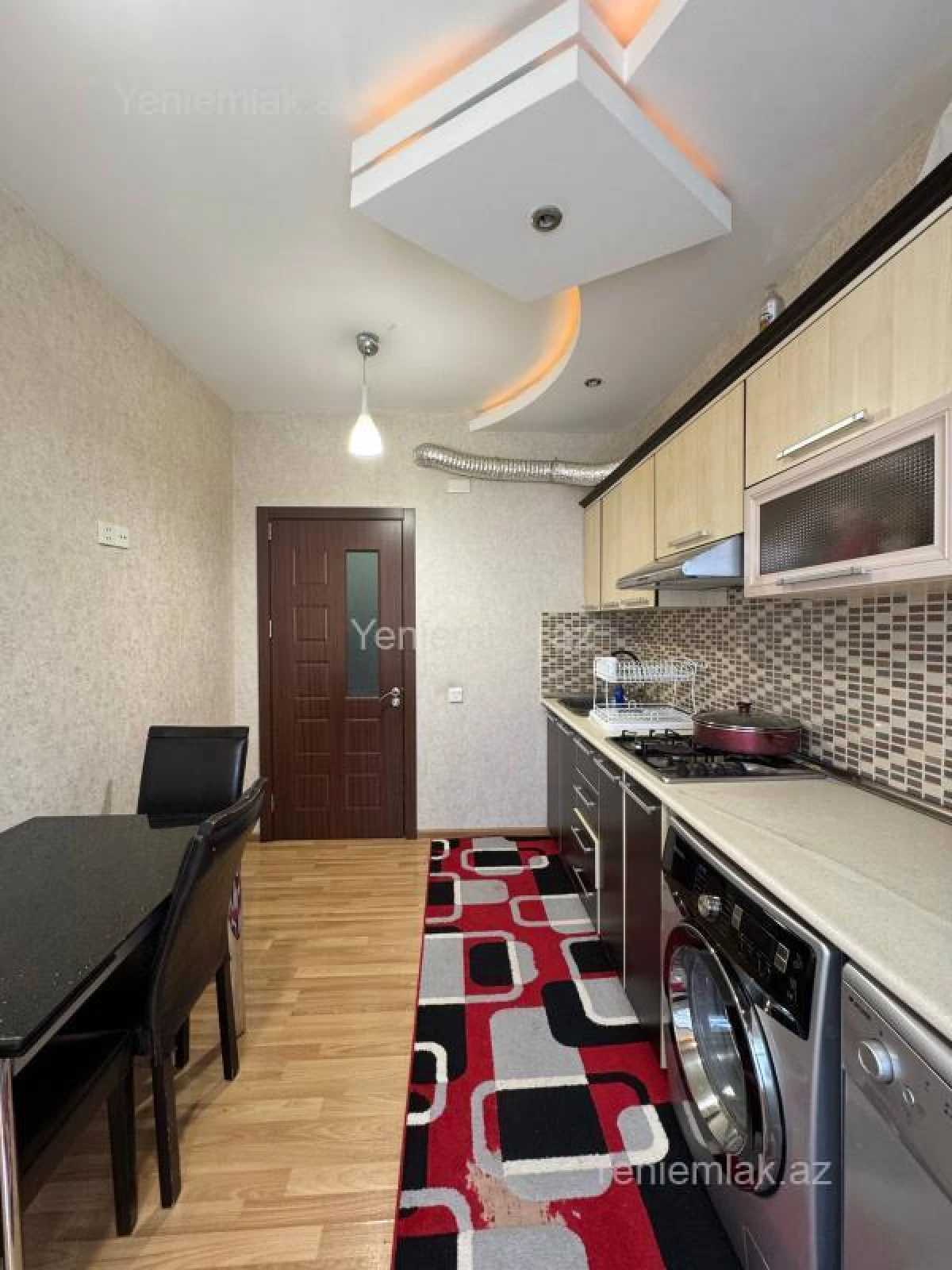 Satılır 3 otaqlı yeni tikili 75 m²