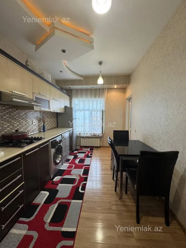 Satılır 3 otaqlı yeni tikili 75 m²