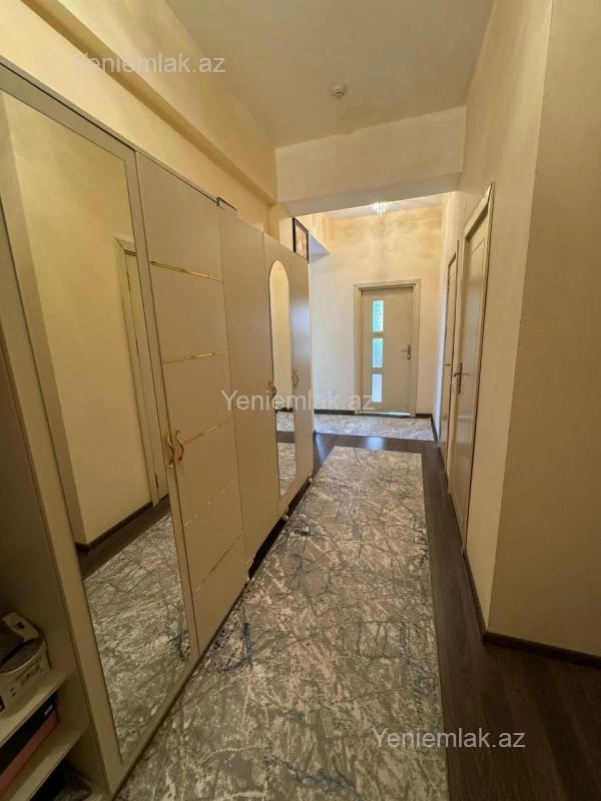 Satılır 2 otaqlı yeni tikili 75 m²