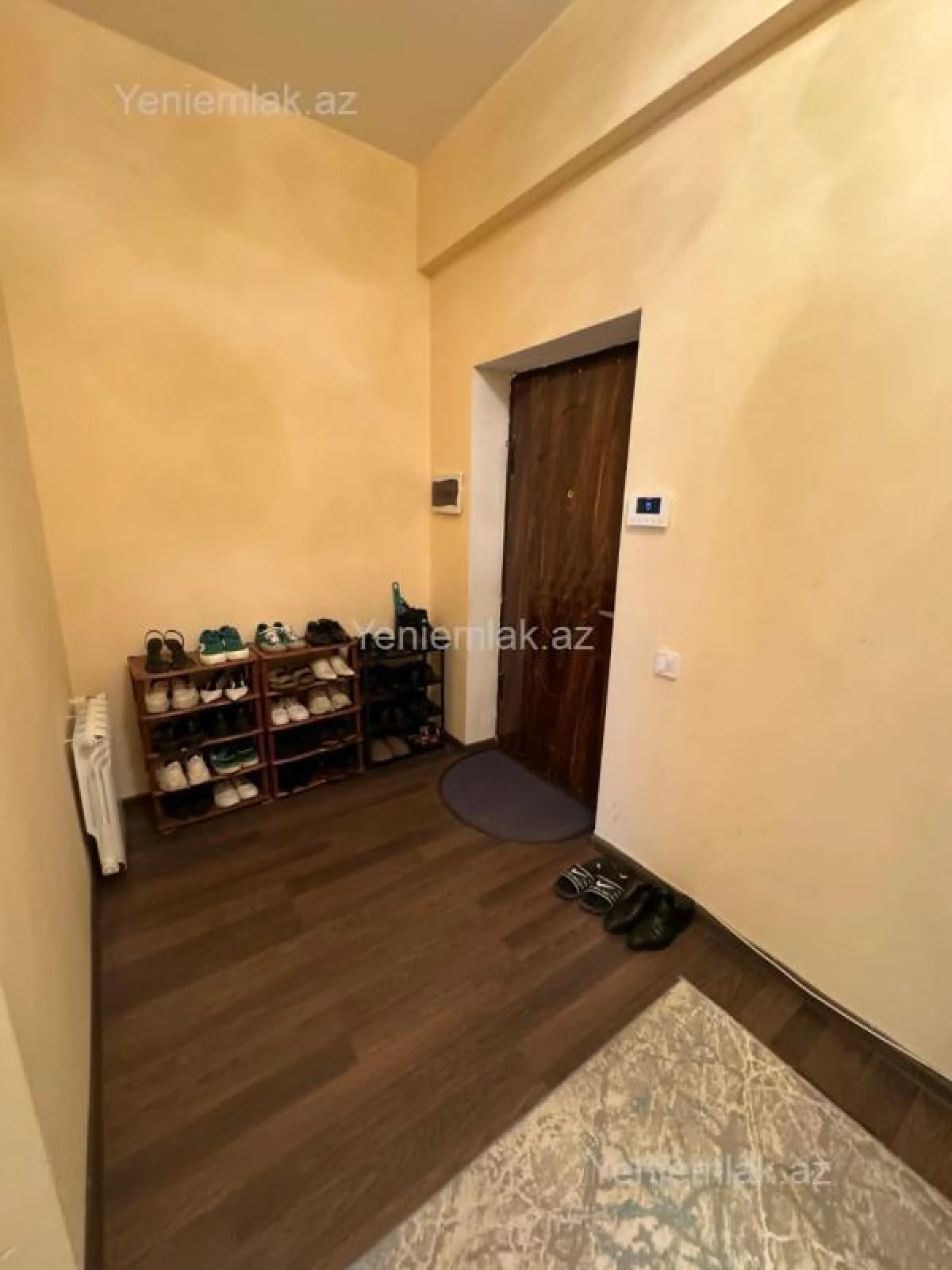 Satılır 2 otaqlı yeni tikili 75 m²