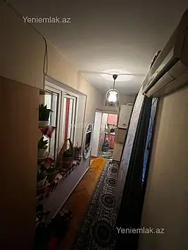 Satılır 3 otaqlı köhnə tikili 100 m²