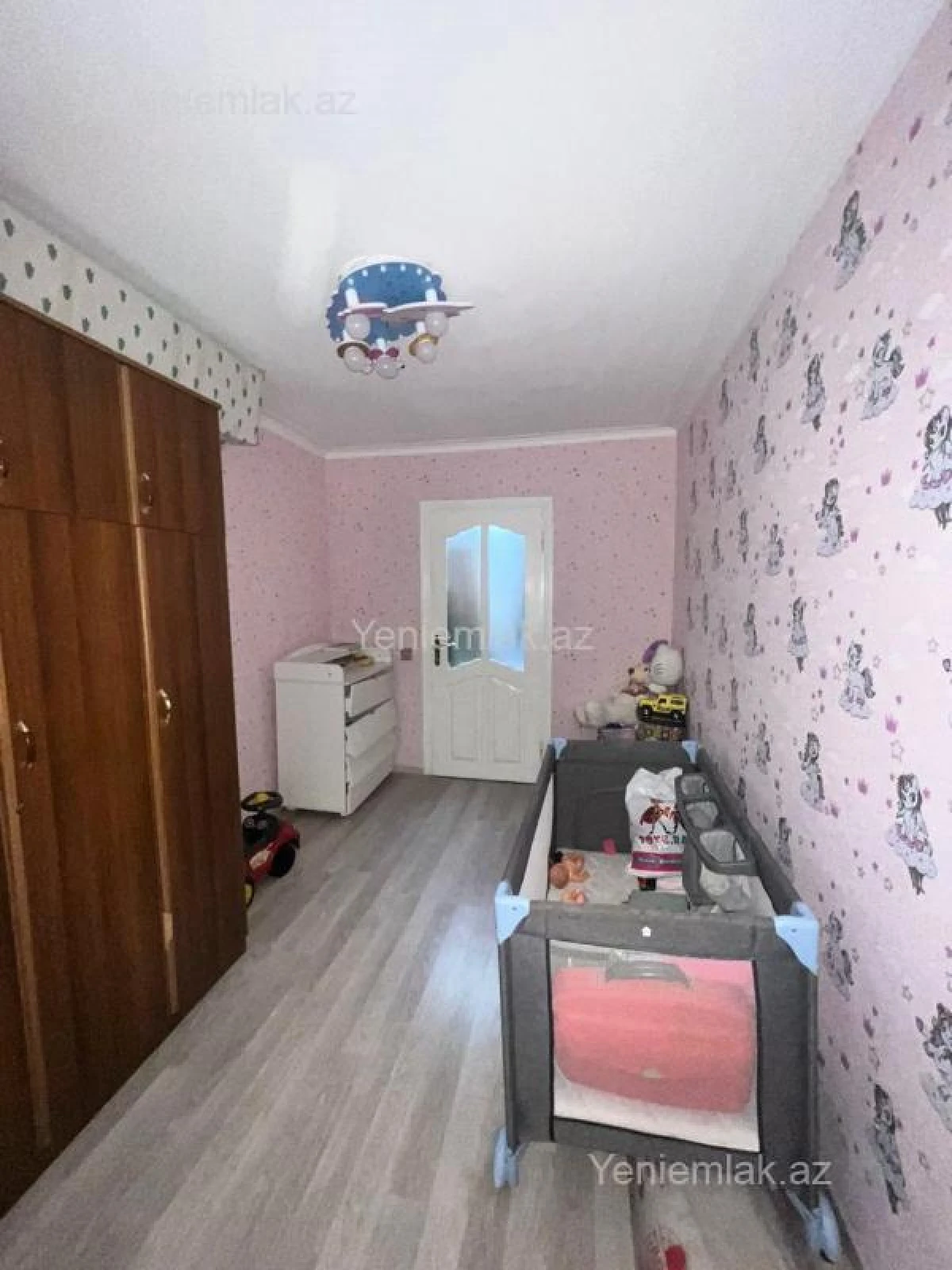Satılır 3 otaqlı köhnə tikili 72 m²