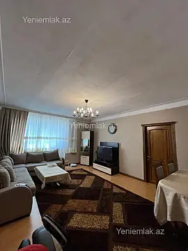 Satılır 4 otaqlı köhnə tikili 90 m²