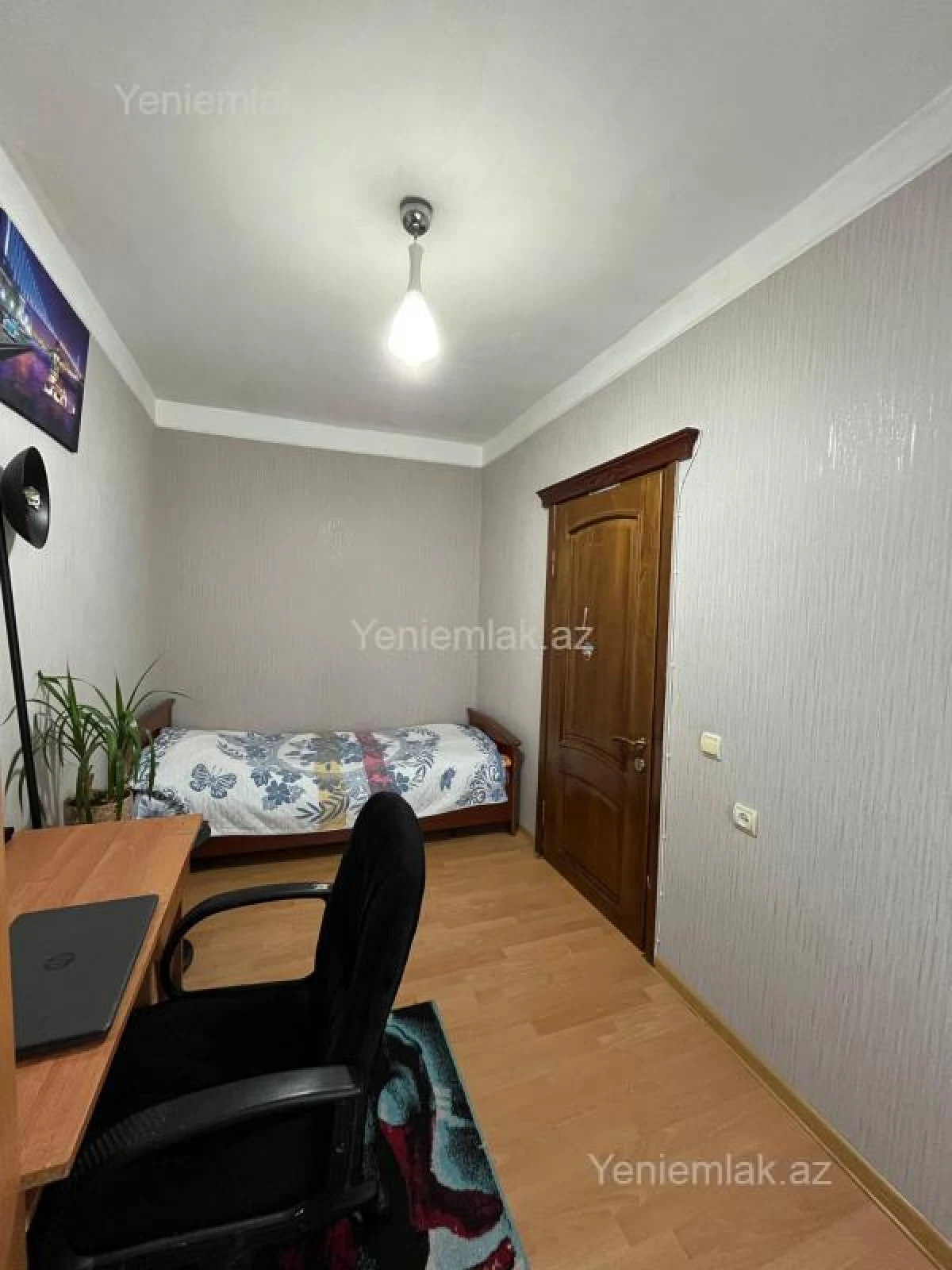 Satılır 4 otaqlı köhnə tikili 90 m²