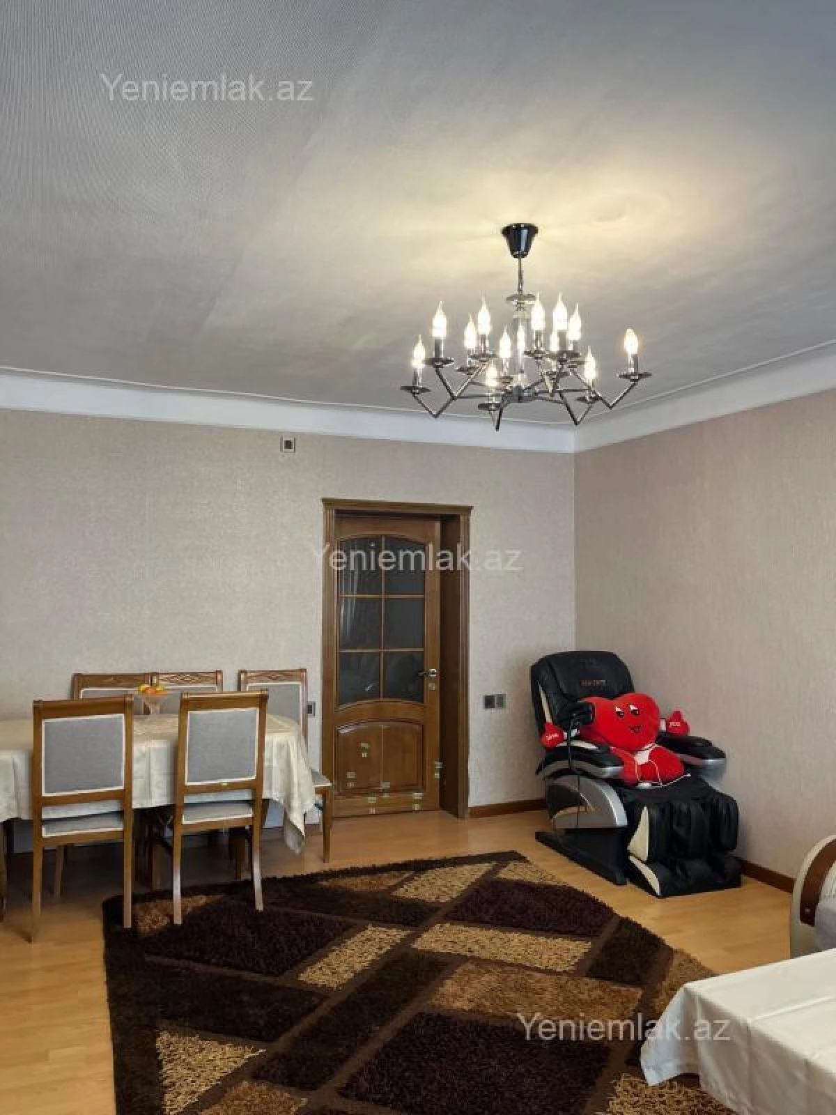 Satılır 4 otaqlı köhnə tikili 90 m²