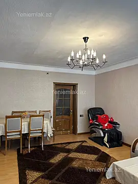 Satılır 4 otaqlı köhnə tikili 90 m²