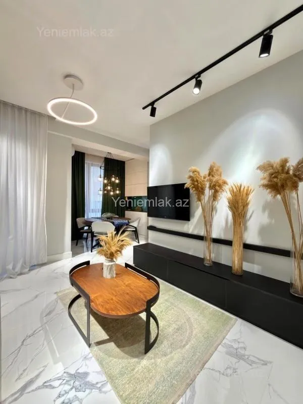 Satılır 3 otaqlı yeni tikili 74 m²