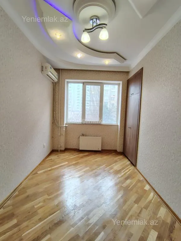 Satılır 2 otaqlı yeni tikili 60 m²