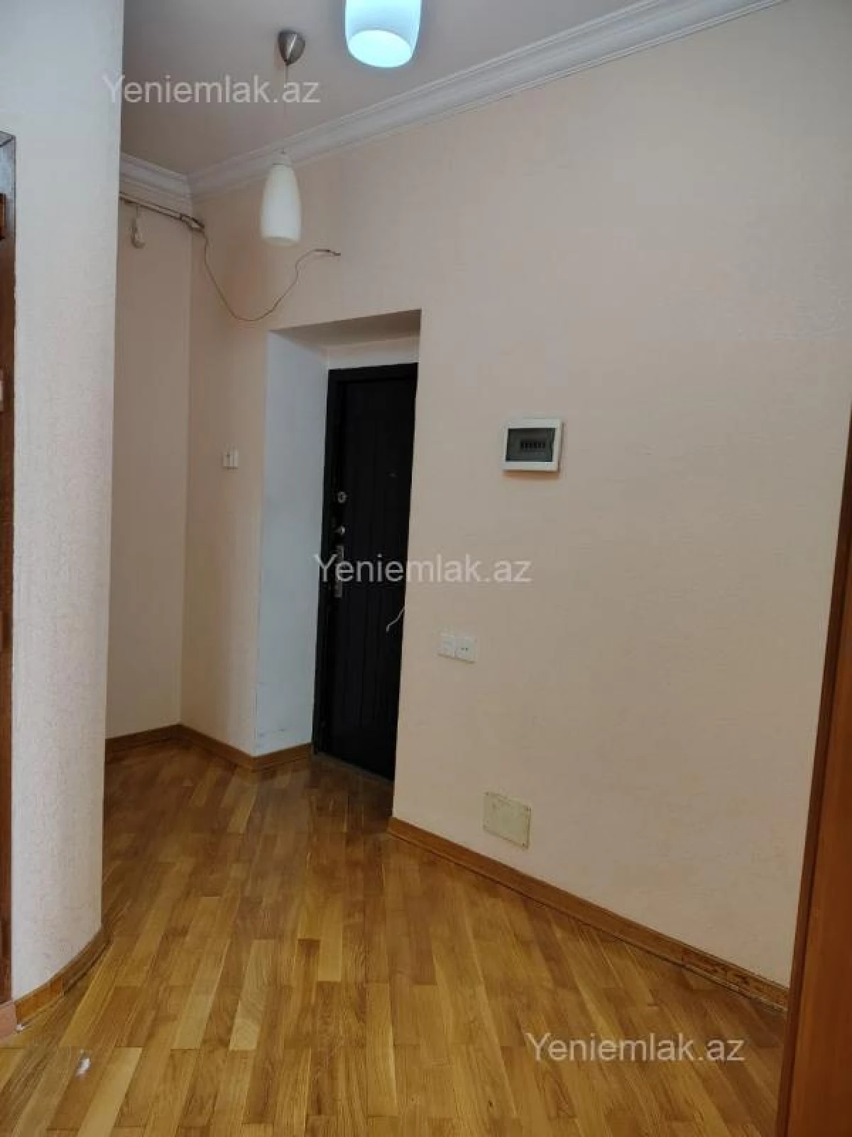 Satılır 2 otaqlı yeni tikili 60 m²