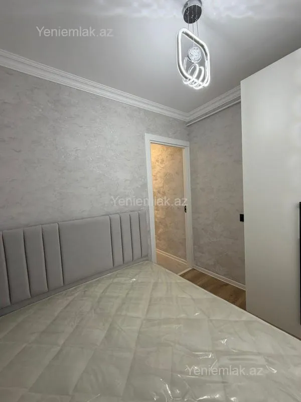 Satılır 2 otaqlı köhnə tikili 40 m²