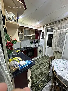 Satılır 2 otaqlı köhnə tikili 60 m²