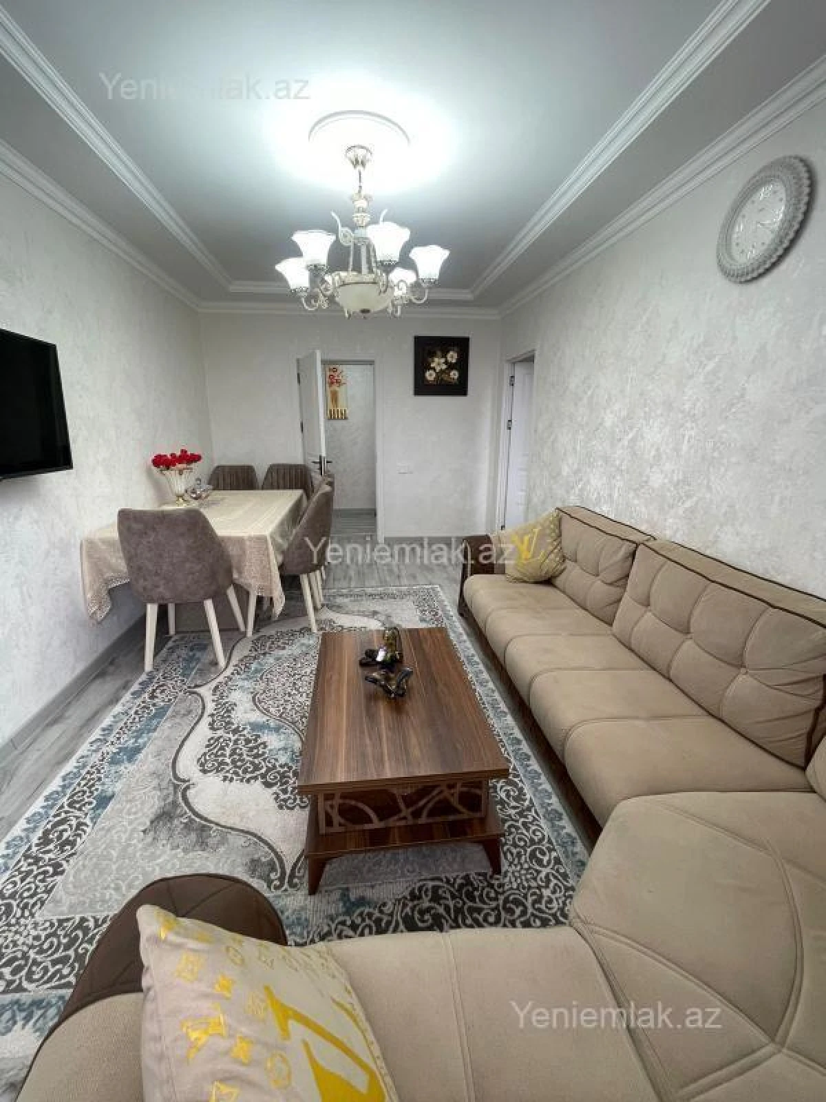 Satılır 4 otaqlı köhnə tikili 105 m²
