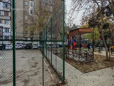 Satılır 2 otaqlı köhnə tikili 60 m²