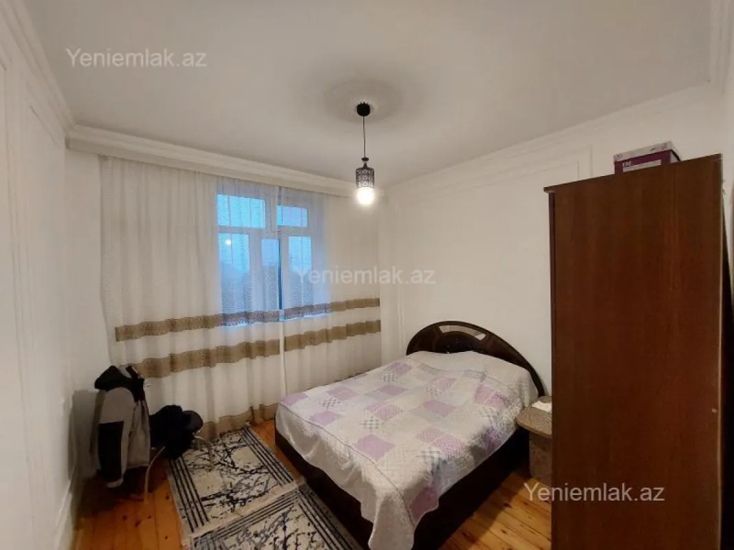 Satılır 3 otaqlı həyət evi 100 m²