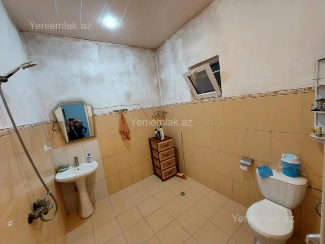 Satılır 3 otaqlı həyət evi 100 m²