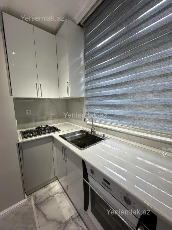 Satılır 3 otaqlı köhnə tikili 52 m²