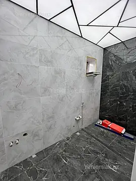 Satılır 6 otaqlı həyət evi 200 m²