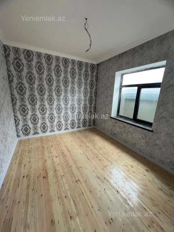 Satılır 6 otaqlı həyət evi 200 m²