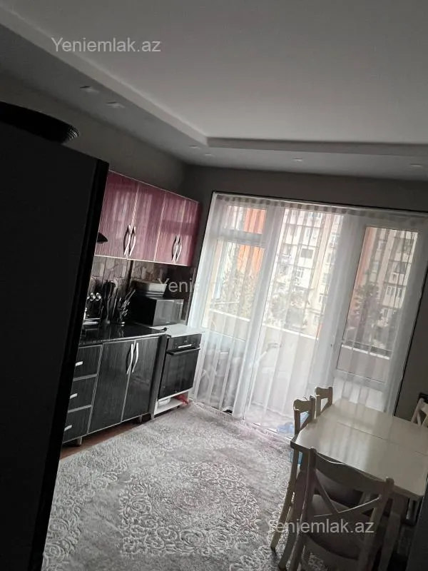 Satılır 2 otaqlı köhnə tikili 60 m²