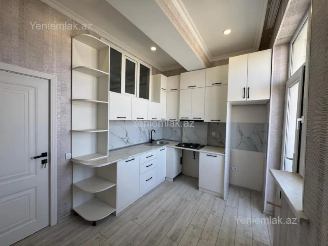 Satılır 3 otaqlı yeni tikili 68 m²