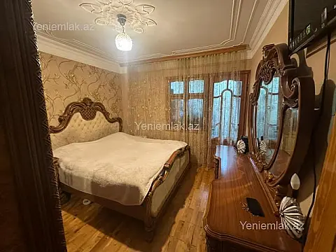 Satılır 3 otaqlı köhnə tikili 60 m²