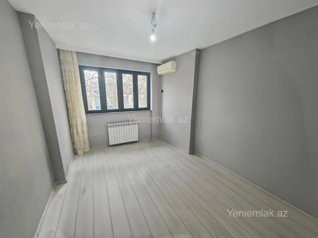 Satılır 3 otaqlı köhnə tikili 76 m²