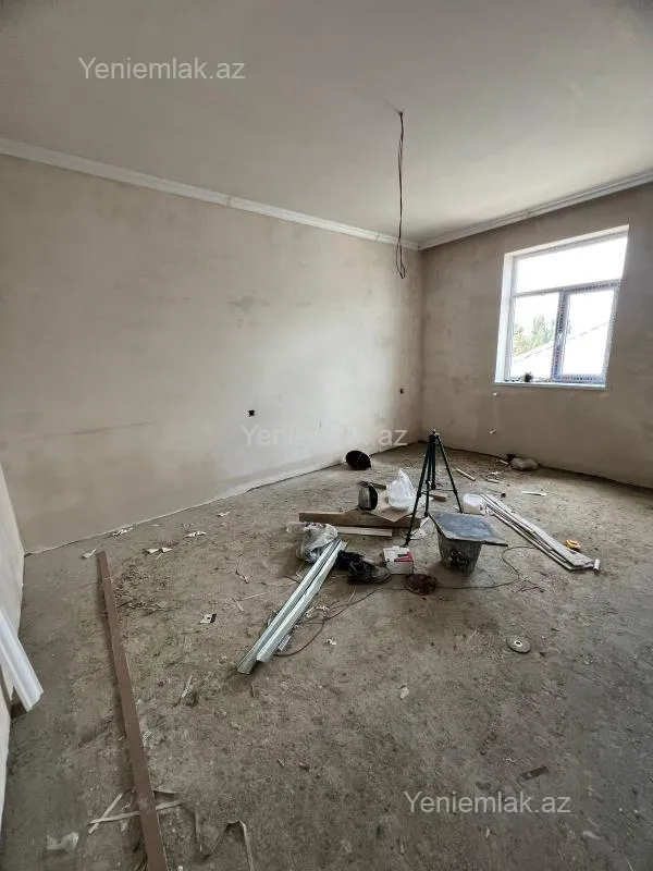 Satılır 4 otaqlı həyət evi 190 m²