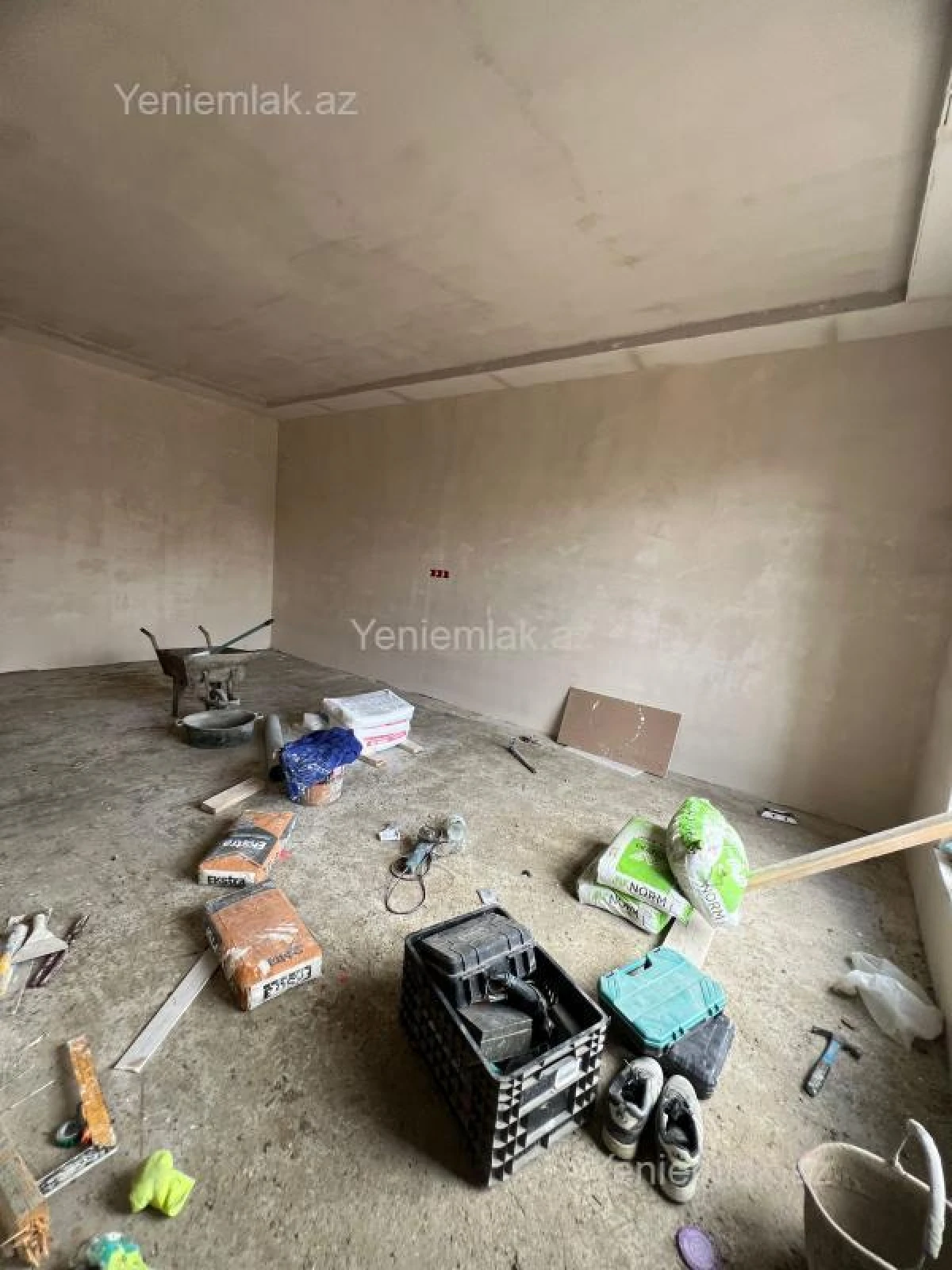 Satılır 4 otaqlı həyət evi 190 m²