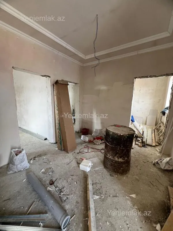 Satılır 4 otaqlı həyət evi 190 m²