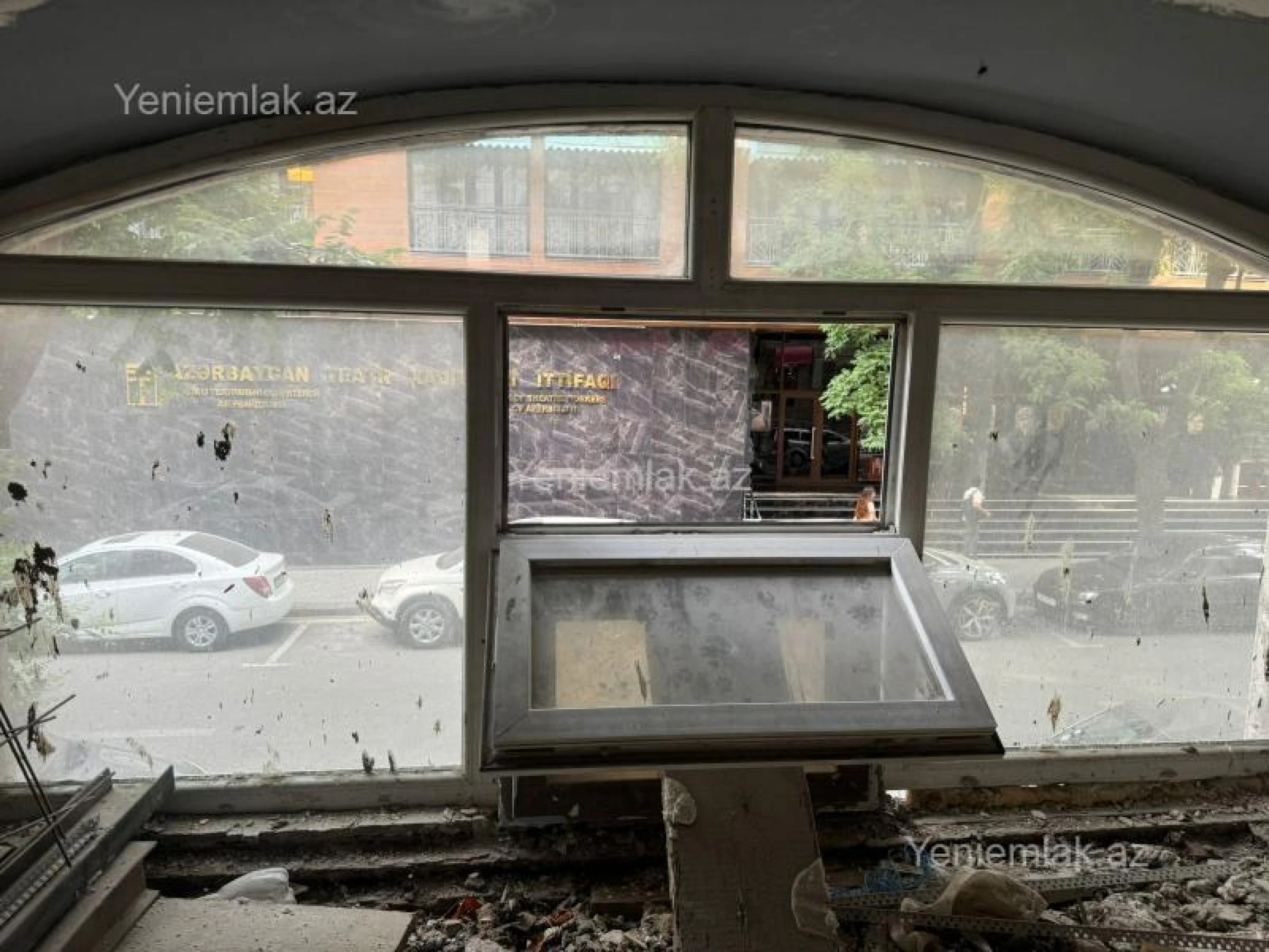 Satılır 1 otaqlı köhnə tikili 40 m²