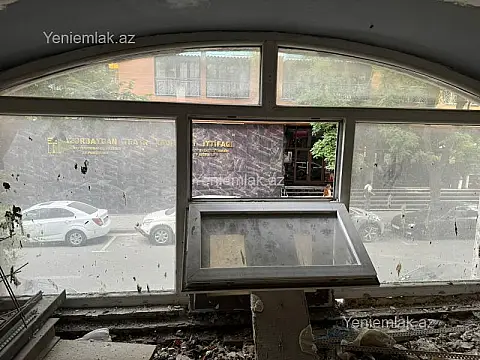 Satılır 1 otaqlı köhnə tikili 40 m²