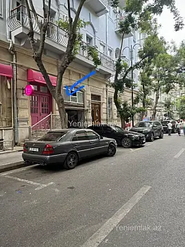 Satılır 1 otaqlı köhnə tikili 40 m²