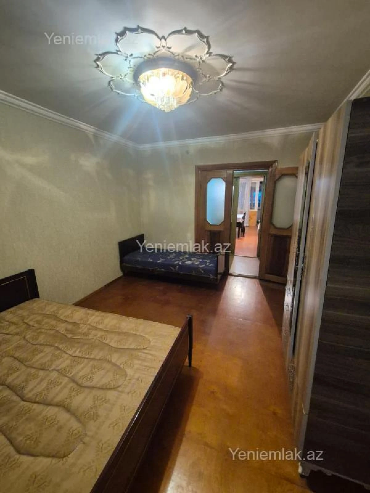 Satılır 3 otaqlı köhnə tikili 70 m²