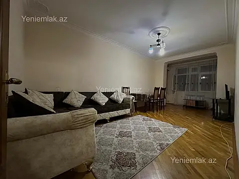 Satılır 3 otaqlı köhnə tikili 76 m² — Bakı, Nizami 3 otaq 76.00 m²