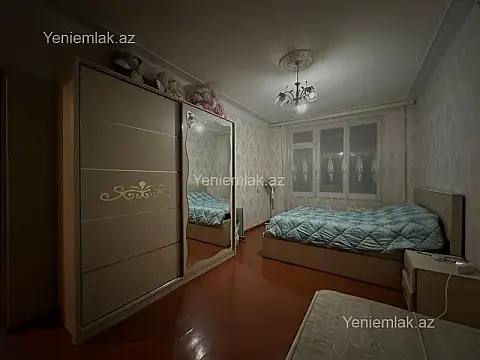 Satılır 3 otaqlı köhnə tikili 76 m²
