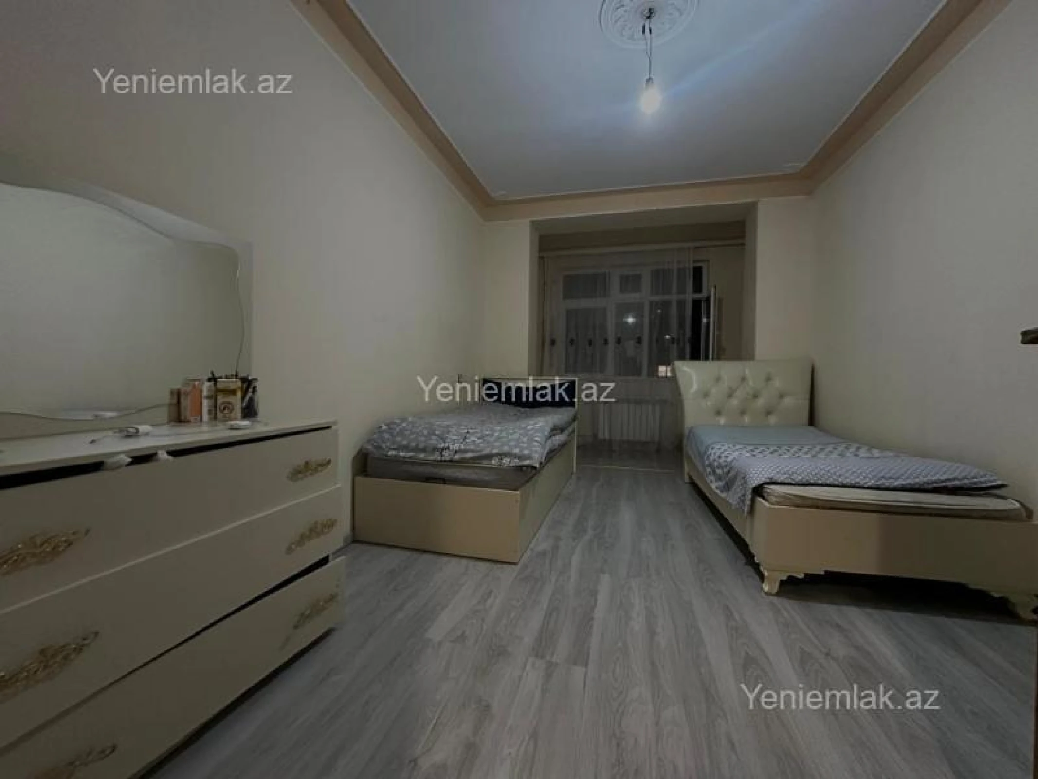 Satılır 3 otaqlı köhnə tikili 76 m²
