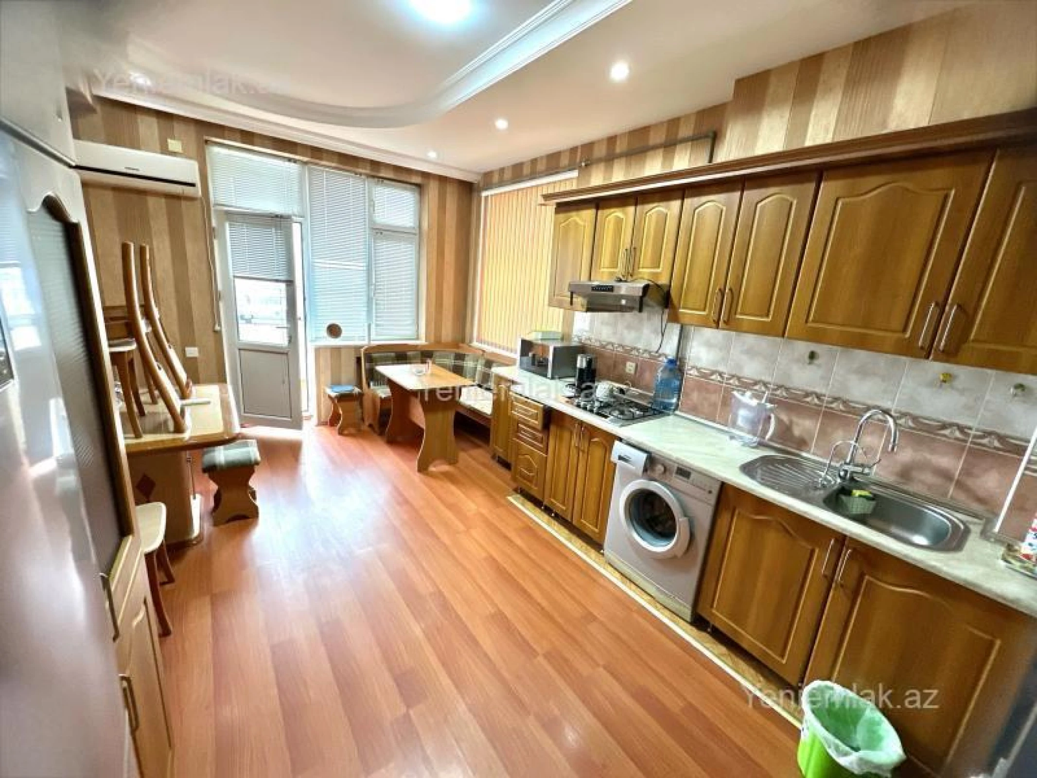 Satılır 2 otaqlı yeni tikili 93 m²