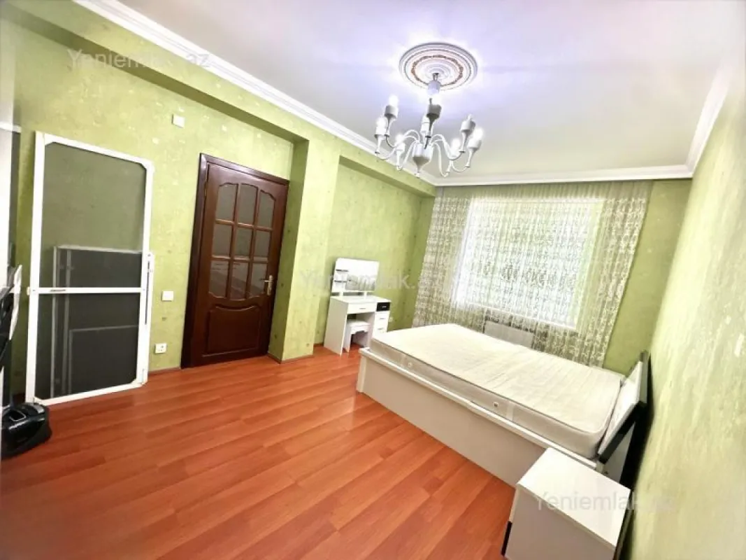 Satılır 2 otaqlı yeni tikili 93 m²